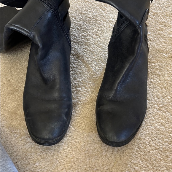 Ivanka Trump Elegant Black Leather Knee-High Boots - Picture 7 of 7